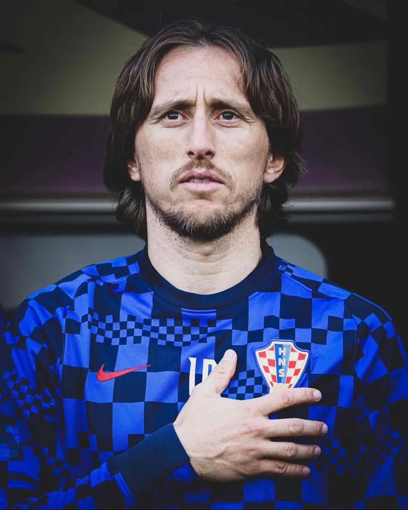 米格尔·卡布瑞拉在 2012 年达成打击三冠王，成为大联盟自 1967 年以来的第一人